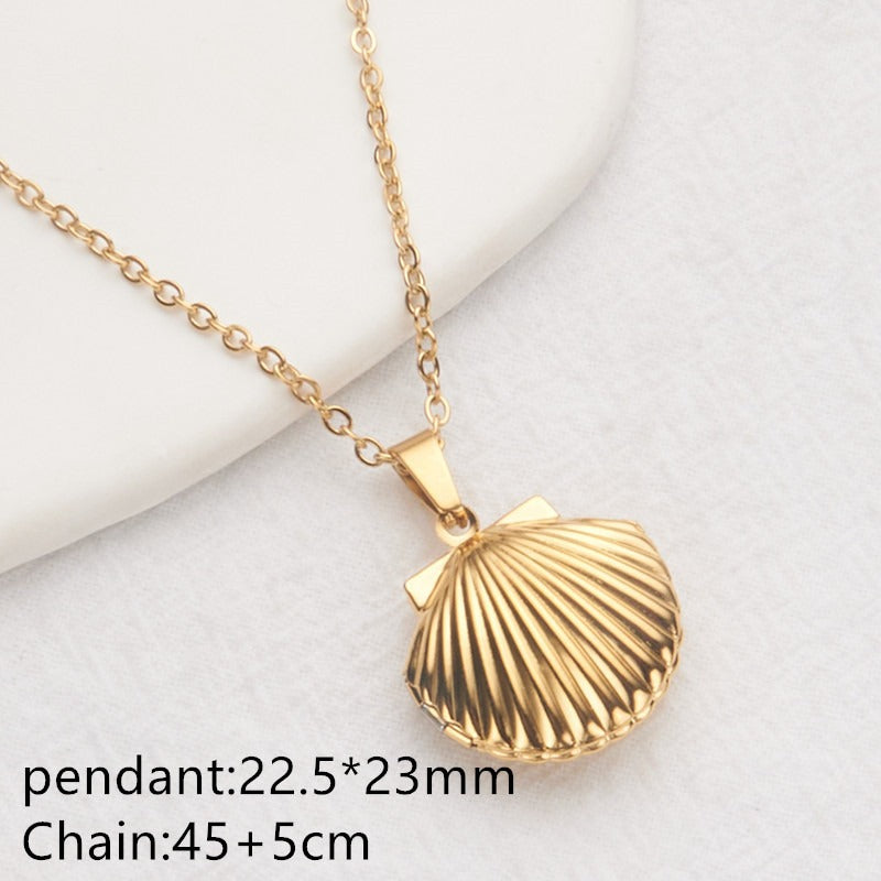 Opening Heart Photo Locket Necklace for Women