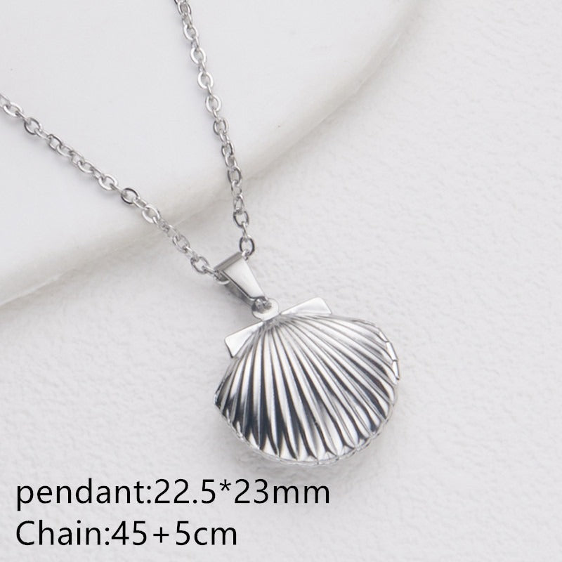 Opening Heart Photo Locket Necklace for Women